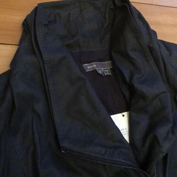 Stunning Vince paper leather jacket S-NWT - Picture 2 of 5